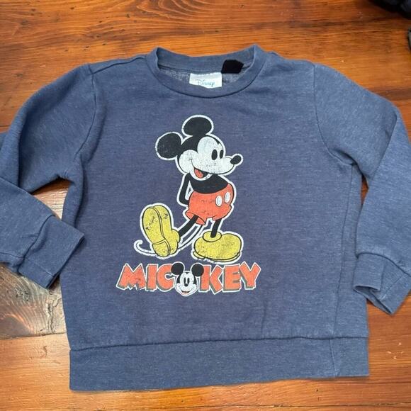 Mickey crewneck sweatshirt size 4T EUC - Picture 2 of 5